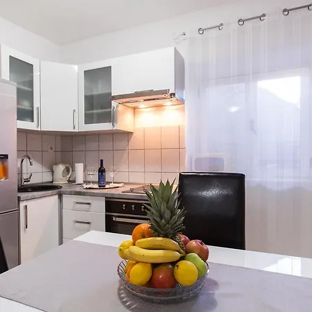 Near Old Town 公寓